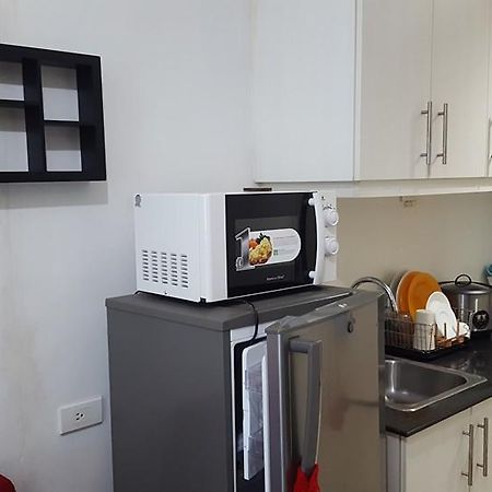 Cnholy Condo At Sea Residences Manila Dış mekan fotoğraf